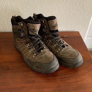 Everest Hiking Boots